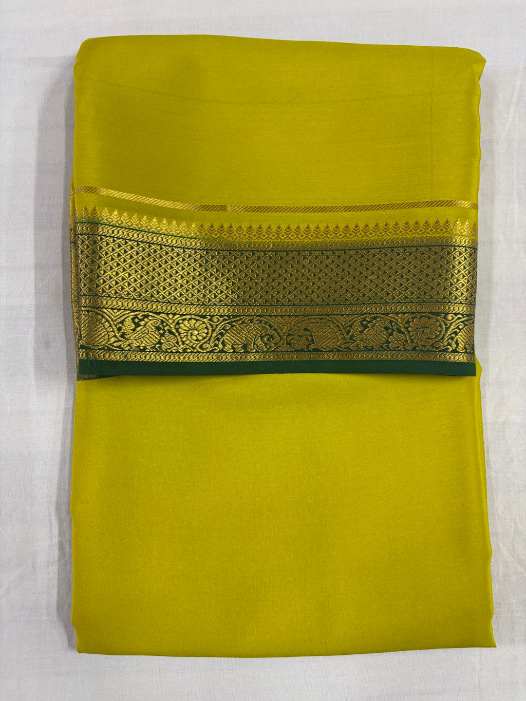 100 GSM Pure Mysore Silk Saree, Diamond Border, Olive Green With Bottle Green Border