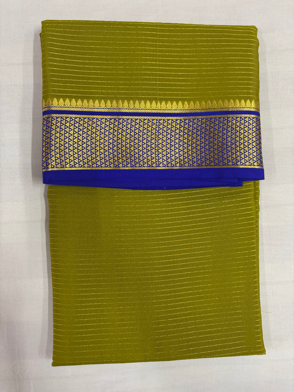 100 GSM Pure Mysore Silk Olive Green Saree, Jari Salari With Contrast Gatti Border