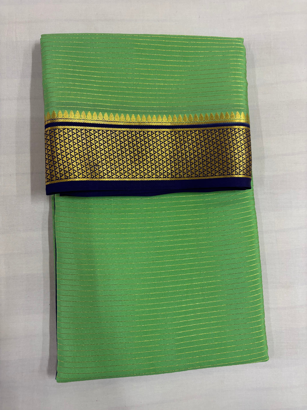 100 GSM Pure Mysore Silk Saree, Light Green Jari Salari With Contrast Gatti Border